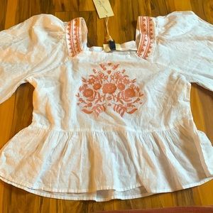 NWT embroidered spring top